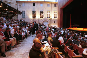 Theatre de l'archeveche